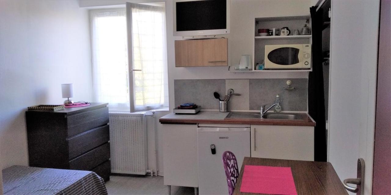 Chambre 1 Personne Et Studio 1 Personne Avec Entree Libre Et Salle De Bain Privee Colomiers Exterior photo